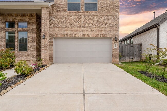 Photo - 8714 Windsong Trail Dr