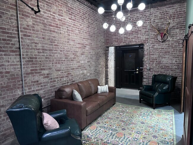 Photo - 14 N Main St Condo Unit Executive on Main