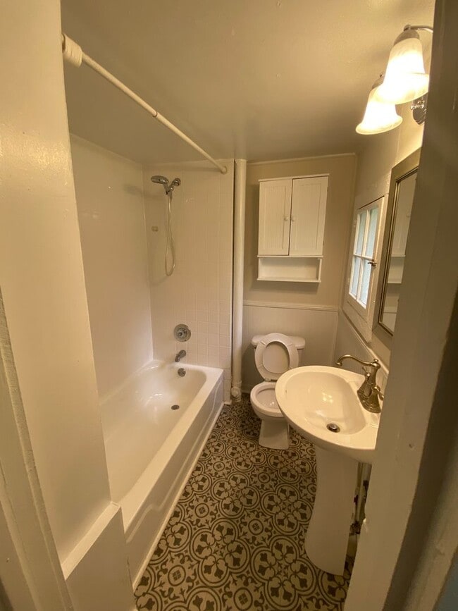 Photo - 2409 Bedford Ave