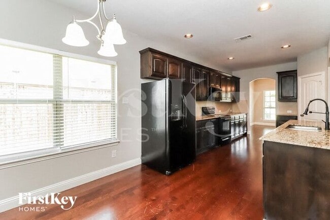 Photo - 3031 Carlton Pkwy