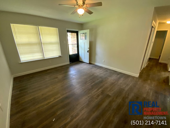 Photo - 6522 Farmstead Rd
