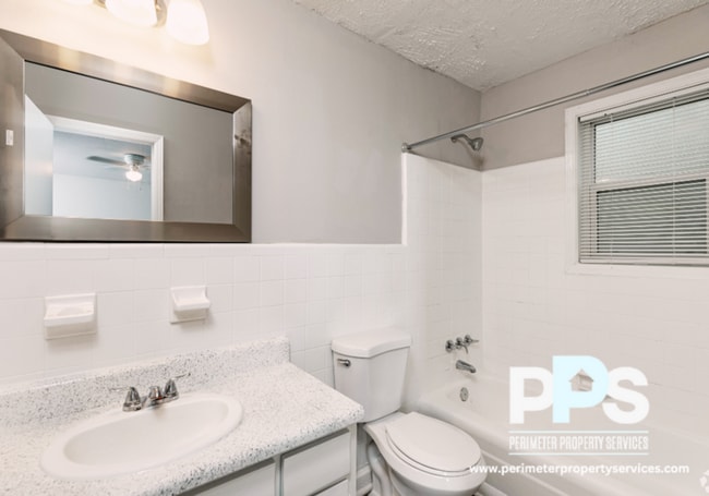 Photo - 1204 Veterans Memorial Hwy SW