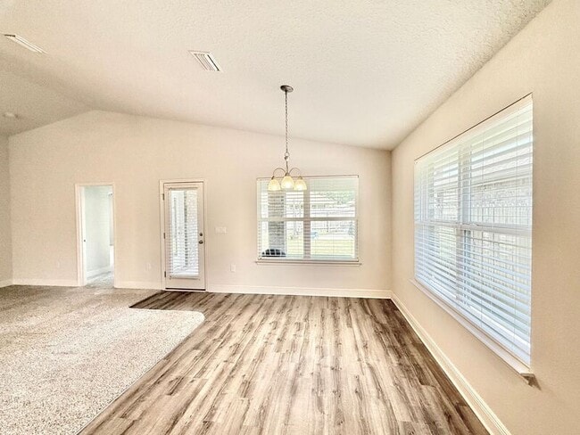 Photo - 4117 Hazelhurst Dr