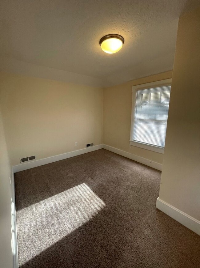 2502 Tytus Ave Unit The Carriage House