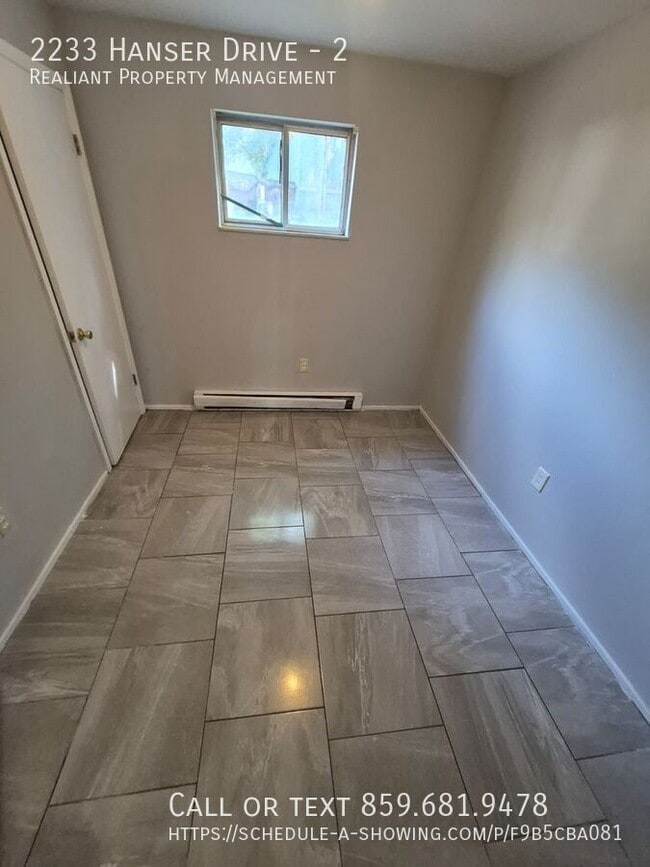 Photo - 2233 Hanser Dr Unidad 2