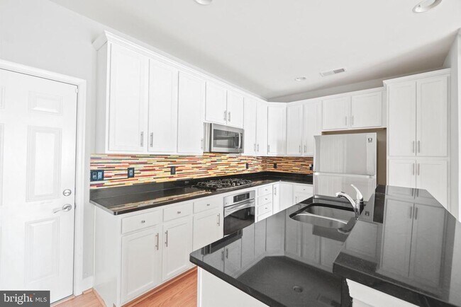 Photo - 2263 Oberlin Dr