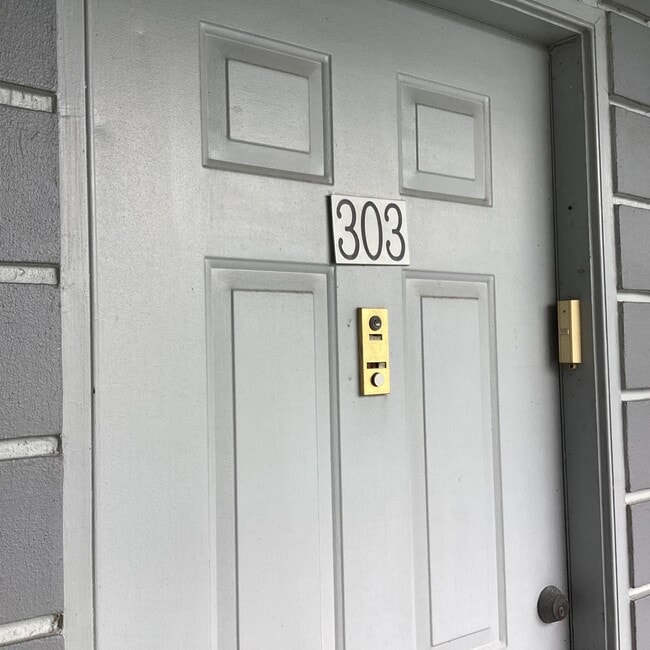 Building Photo - 15235 Lakes of Delray Blvd Unit 303