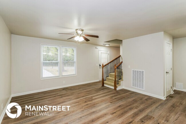 Photo - 2637 Old Matthews Rd