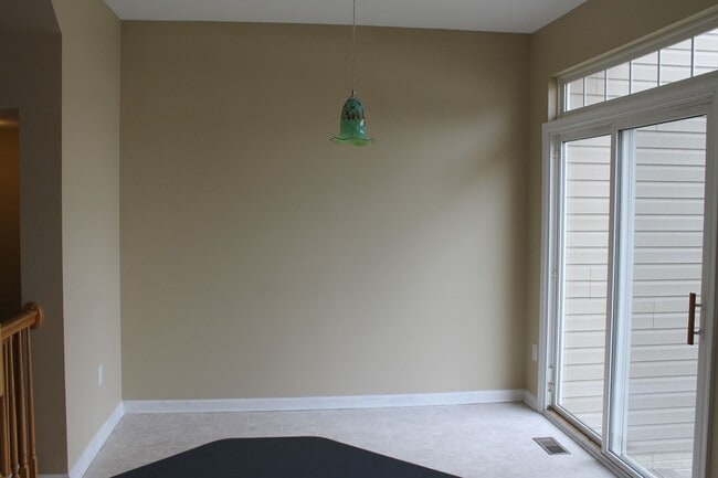Photo - Spacious Townhome in Spring Garden Township