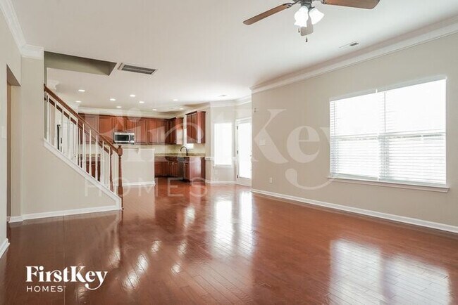 Photo - 137 Kentland Ridge Dr