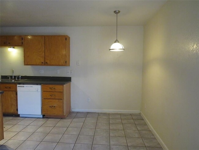 Photo - 8221 Sam Rayburn Dr
