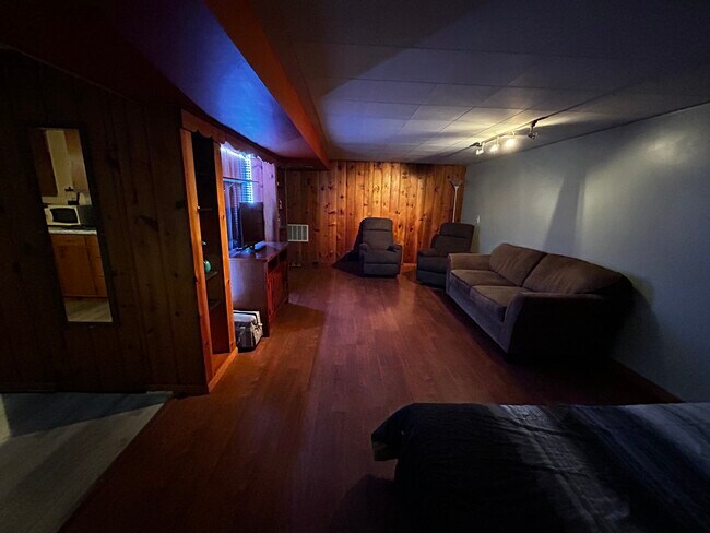 Photo - 655 W Ladd Ave