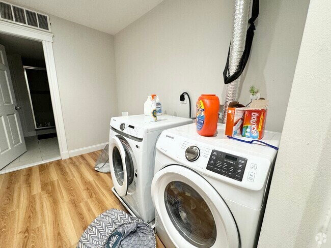 Building Photo - 7 Grant St Unit 1 Rental