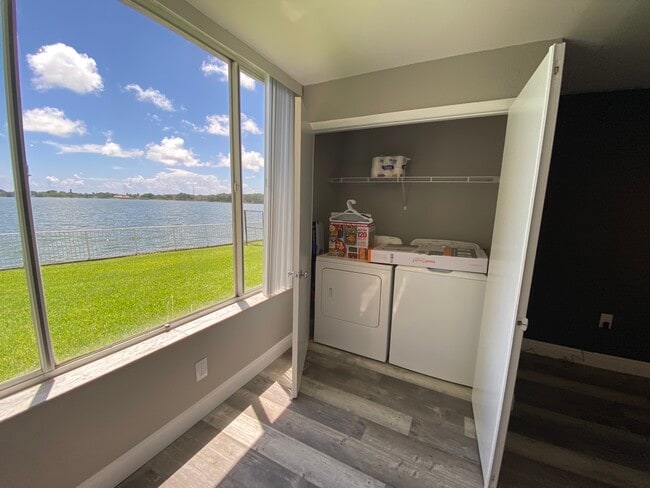 Photo - 2831 N Oakland Forest Dr Unit 101