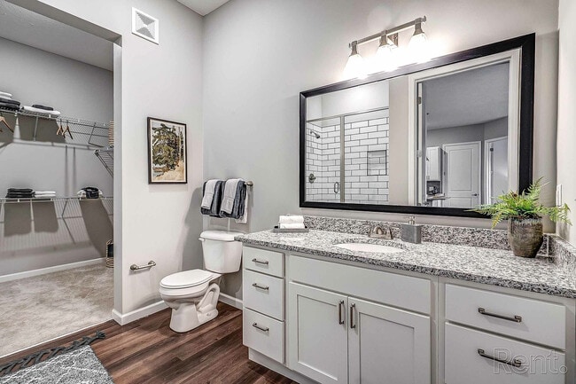 100058887_hdp_kendallpark_flpn1_bth - Kendall Park