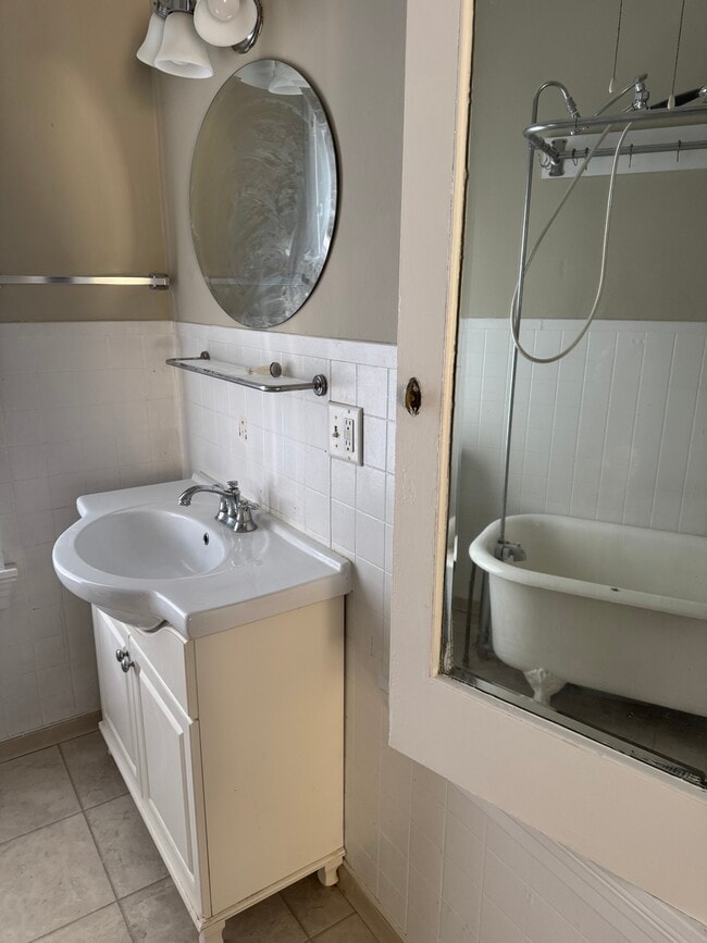 Baño - 116 Goldsborough St Unidad Apartment 3