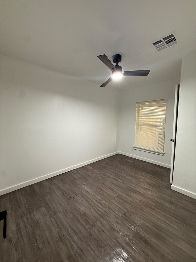 Photo - 418 SW 32nd St