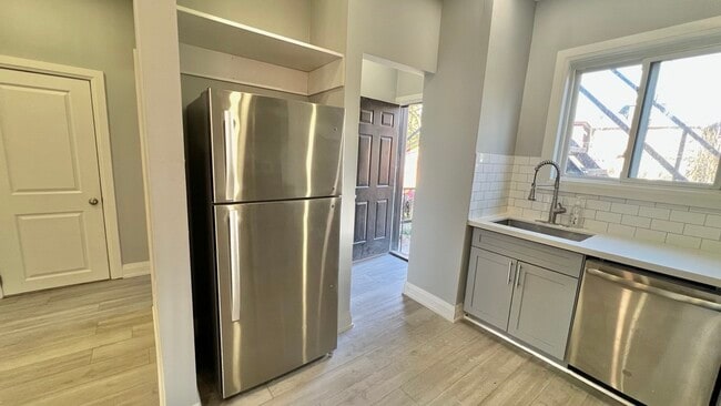 Photo - 26 Fairleigh Ave S Unité 2