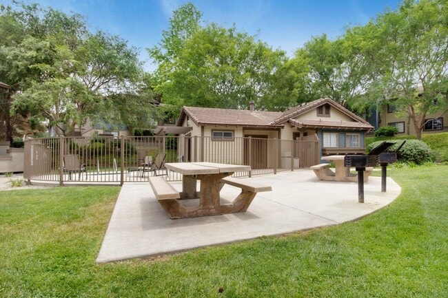 Photo - The Villages Of Monterey