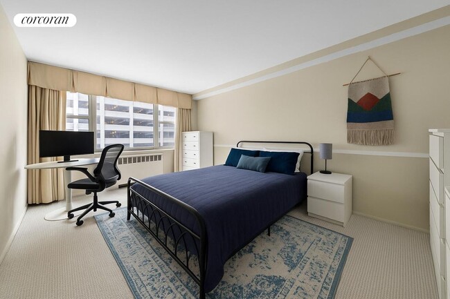 Photo - 209 E 56th St