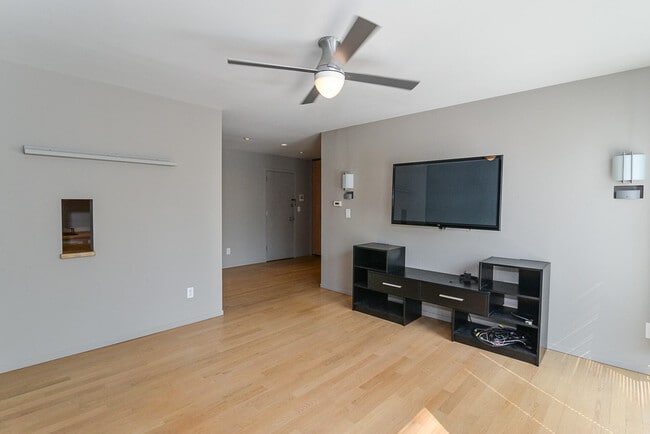 Photo - 1531 Packard St Unit 15