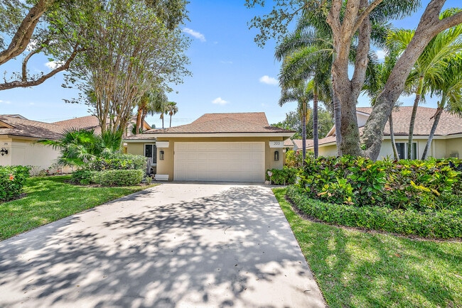 Photo - 203 E River Park Dr