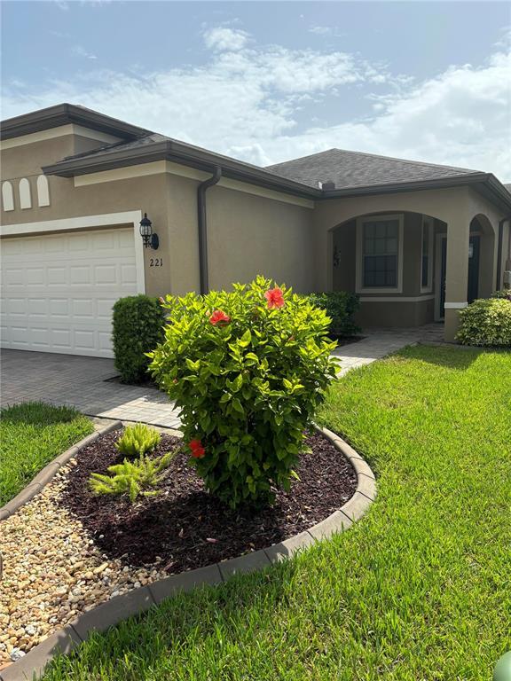 Photo - 221 Almeria Way