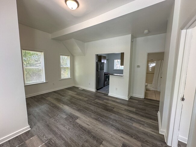 Photo - 613 Fuller Ave SE Unidad 102