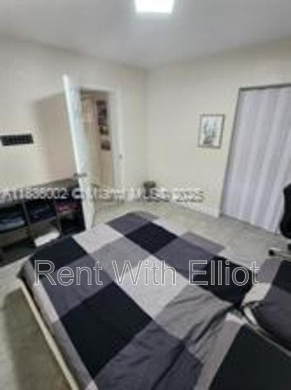 Photo - 2165 SW 47th St