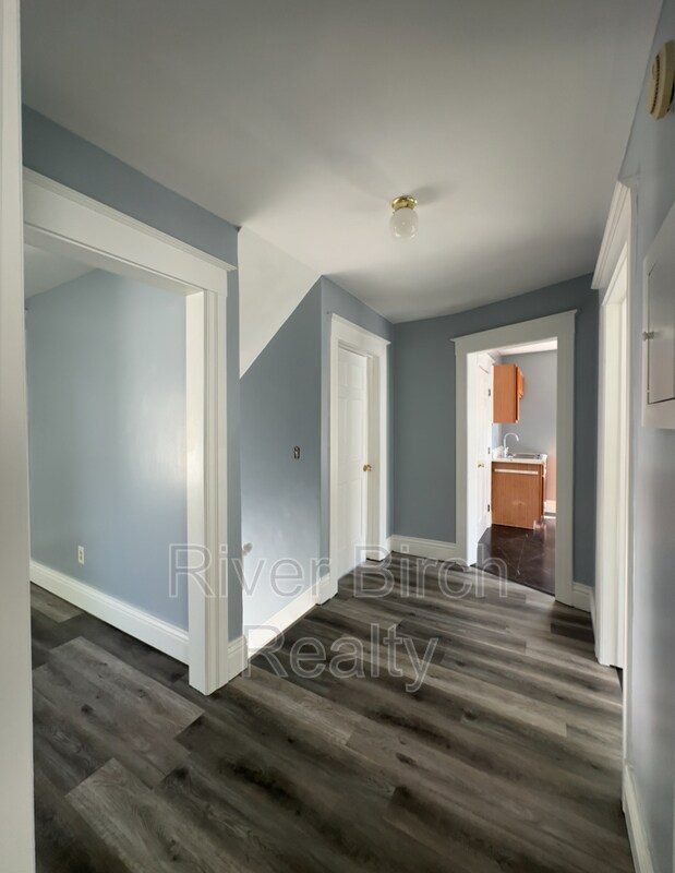 Photo - 430 W Edwards St