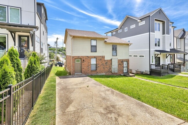 Photo - 3319 Felicia St