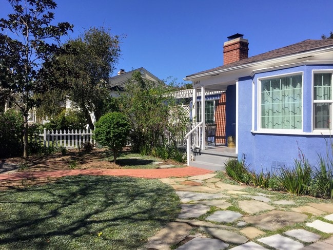 Photo - 2457 Ashland Ave