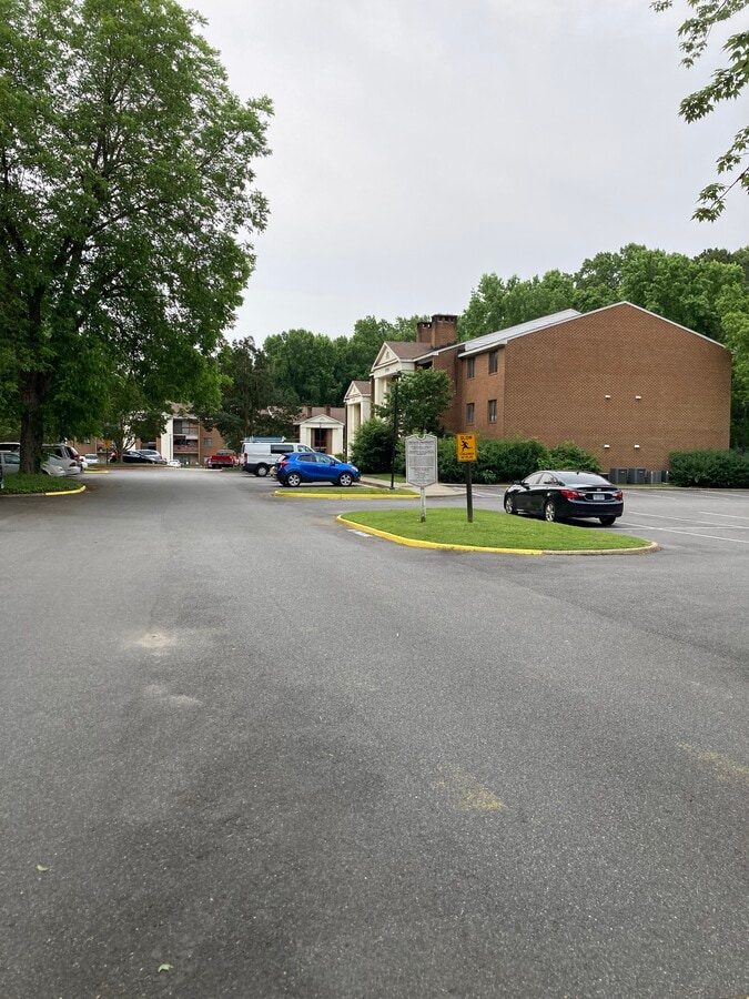 Photo - 4002 Governors Sq Unit 4002-3 Governors Sq