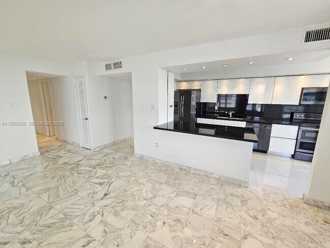 Photo - 18051 Biscayne Blvd Unit 1704