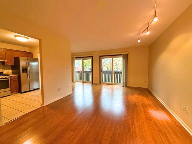 Photo - 966 Cumberland Ct