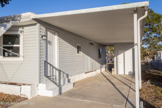 Photo - 1805 Big Cypress St NE