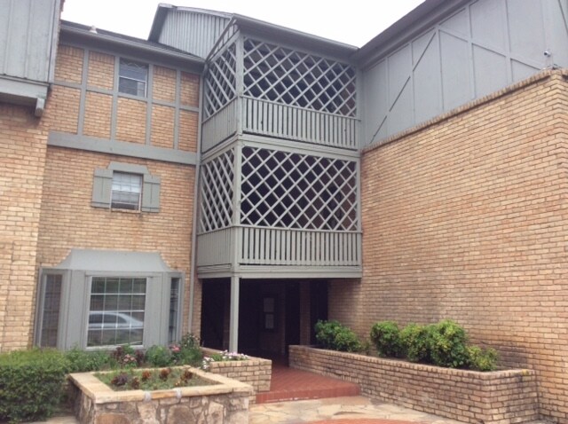 Photo - Woodward Park Apartments