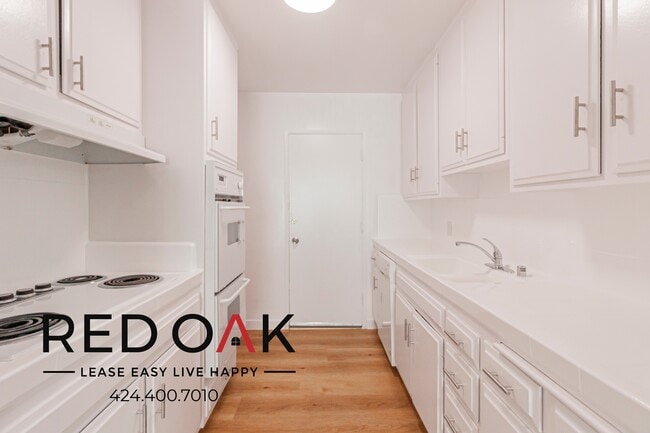 Photo - 319 S Clark Dr Unidad 306