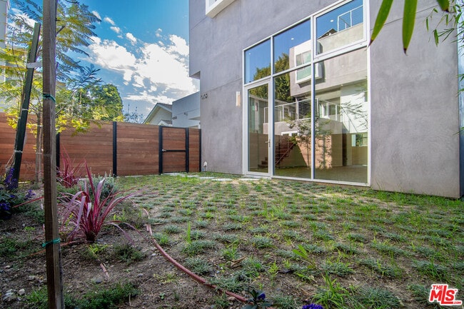 Photo - 4143 Madison Ave