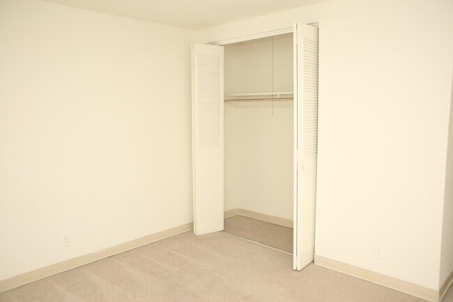 Photo - 2420 Arlington Blvd Unit Apt #A6