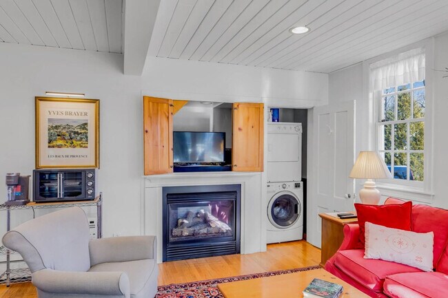 Photo - 252r High St Unidad ID1045448P