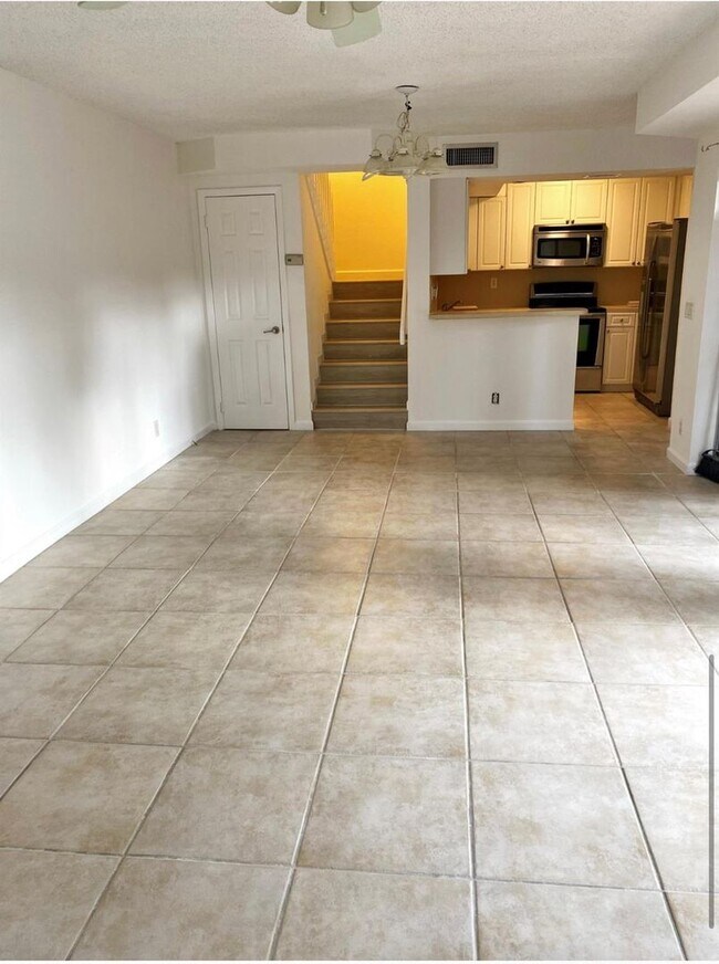 Photo - 8219 Thames Blvd