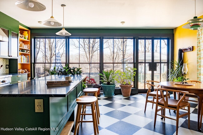 Photo - 5 Fairview Ave