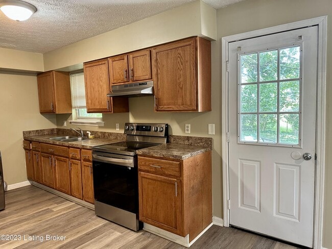 Photo - 8908 Blue Bell Dr