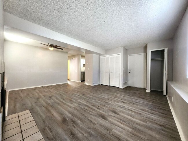 1835 Zebulon Dr Unit C