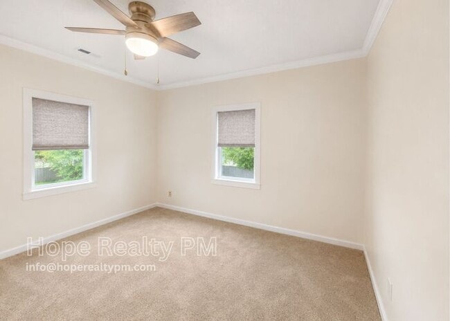 Photo - 754 Meade St