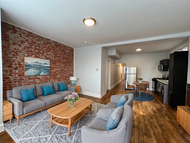 Building Photo - 4129 W Girard Ave Unit 2