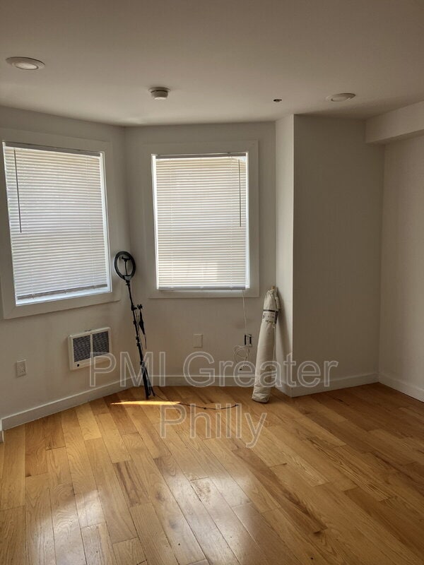 Photo - 332 N 62nd St Unidad 2