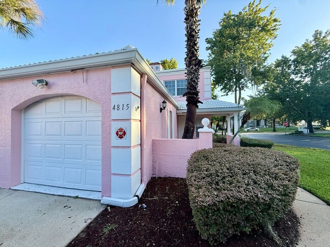 4815 Walden Cir