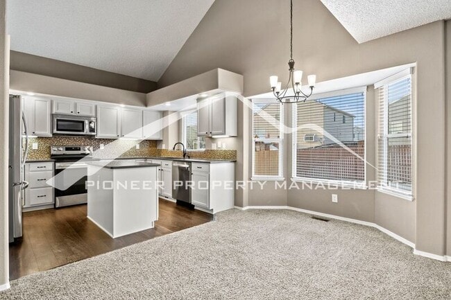 Photo - 5315 Butterfield Dr House